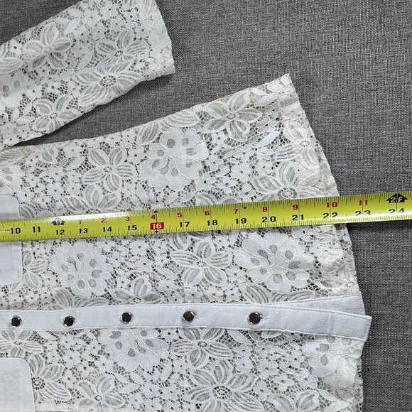 Vintage Fashion Magazine Lace Button-Up Blouse Women Small Off White Top - Picture 11 of 14